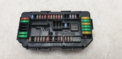 BMW 3 SERIES F30 2012-2019 ENGINE BAY FUSE BOX 2.0 PETROL 61149389068 - Image 1 of 4