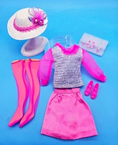 Vintage Barbie MOVIE GROOVY COMPLETE & VERY HARD TO FIND! - Picture 1 of 8