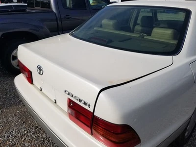 97 1997 TOYOTA CELSIOR DECKLID TRUNK WHITE RHD - Image 1 of 4