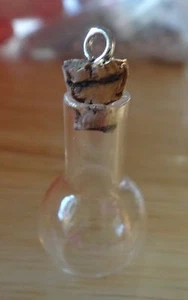 Small 36x17mm Glass Round Bottle with Cork for TINY Momentos Charm  - Picture 1 of 6