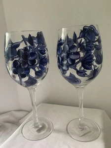 Pier 1 2er Set handbemalte blaue Blumen Weinkelche - Bild 1 von 6