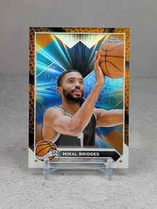 2023-24 Topps Chrome Mikal Bridges Orange Basketball Refractor #2 - Bild 1 von 4