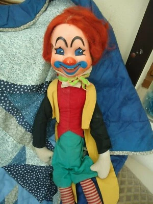 RARE ANCIENNE POUPEE CLOWN DE 75 CM - Photo 1/4