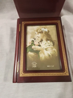 Деревянная фотобокс Jordan Mark, сувенирное хранилище или фотография 4x6, вид ложной книги новый в коробке - Изображение 1 из 4