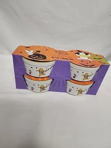 Disney Halloween Winnie the Pooh And Friends Set Of 4 Ramekins - Picture 1 of 6
