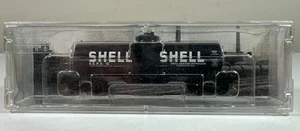 N Scale Micro Trains Line 39' Shell Oil Co Tank Car SEPX 16 065 00 830 - Picture 1 of 4