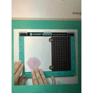 Herramienta de posicionamiento de estampillas de tamaño de lujo perfecto Hampton Art Stamp para manualidades - Imagen 1 de 5