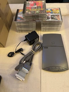 Zewnętrzny cdrom Eesox / Reno do Commodore Amiga itp. z płytami cd - Zdjęcie 1 z 3