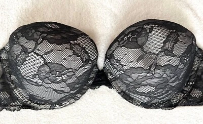 VICTORIA'S SECRET BIOFIT GORGEOUS BLACK LACE LINED STRAPLESS BRA: SIZE 36C - Image 1 of 4