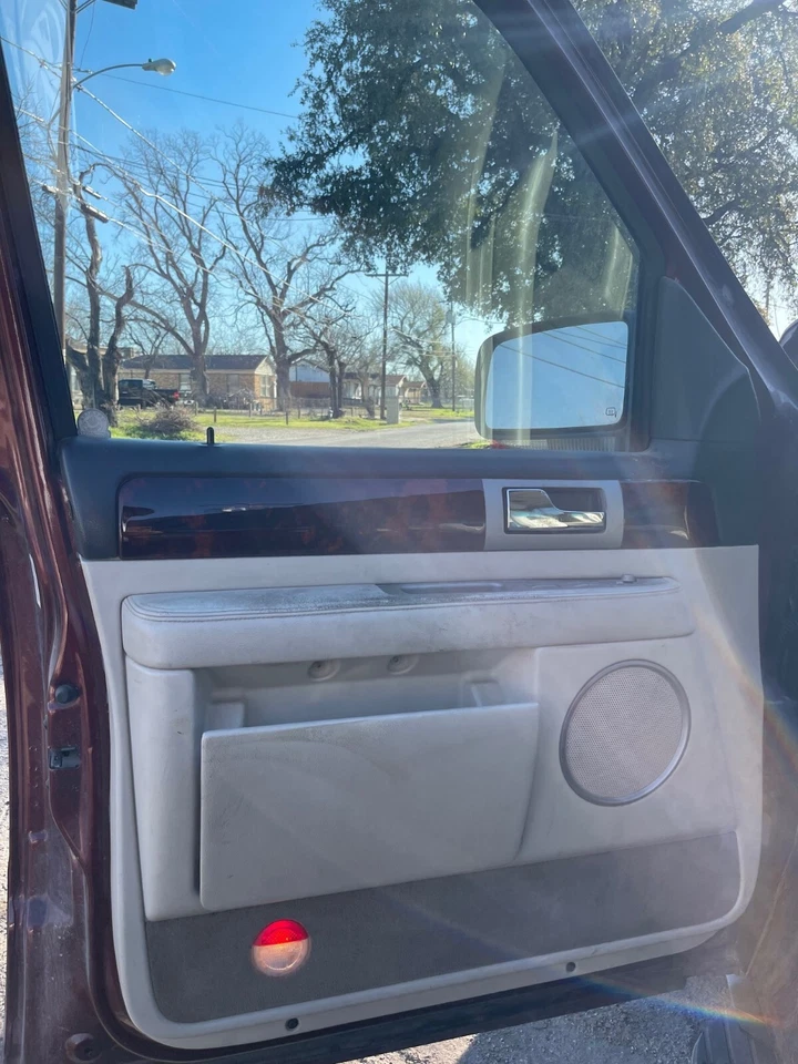 Panel interior de la puerta del conductor Lincoln Navigator 2003 2004 2005 2006 Foto 1 de 1