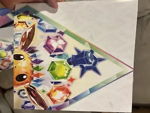 Pokemon Evoluzioni Prismatiche POSTER SOLO SPEDIZIONE GRATUITA Nuovo - Foto 1 di 1