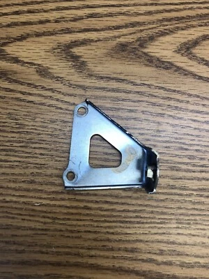 KAWASAKI NINJA 300 EX300 2013-2017, PIEZA SOPORTE CUBIERTA INFERIOR # 11056-1640 Foto 1 de 4