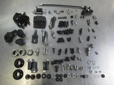 EB1403 2017 17 DUCATI MONSTER 1200S KIT DE HERRAJES DE REPUESTO CARROCERÍA/TANQUE/MARCO Foto 1 de 4