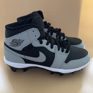 Jordan 1 Mid TD Tacchetti Calcio Uomo Taglia 9 'Shadow 2.0' Nero/Grigio FJ6805-002 - Foto 1 di 11