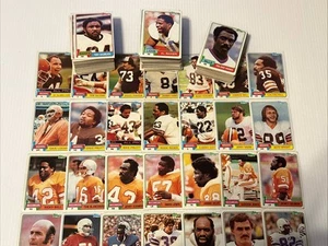 280+ 1981 Topps NFL Football Card Lot EX-NM Commons - Picture 1 of 12