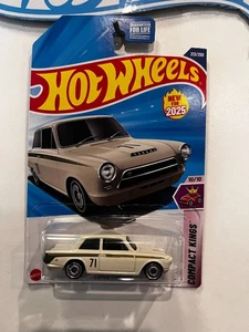 Hot Wheels Lotus Cortina 10/10 Compact Kings 213/250 2025 blanco - Imagen 1 de 1
