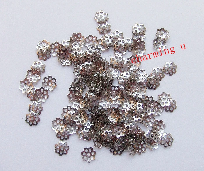 200pz coppette 6mm colore argento scuro X 8-14mm perline - Immagine 1 di 1