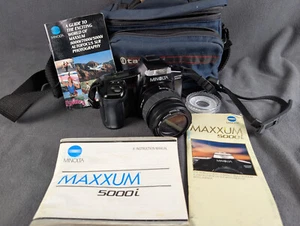 Minolta Maxxum 5000i AF 35mm SLR Film Camera With Case and Manual - Picture 1 of 16