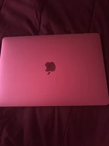 macbook pro - Picture 1 of 4