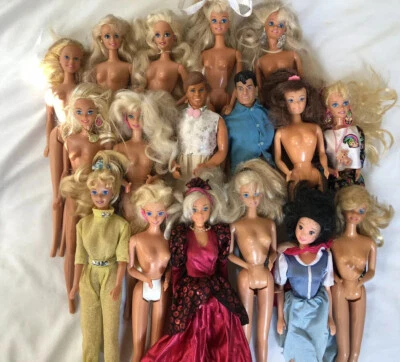 Lote Muñeca Barbie Vintage Muñeca Ken Años 70 Años 80 Ropa Barbie ÚNICA Desnuda IMPRESCINDIBLE VER Foto 1 de 4