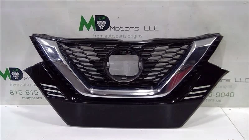 Nissan Rogue Sport 2019-2021 parrilla superior parrilla 62310-6MR0A  Foto 1 de 4