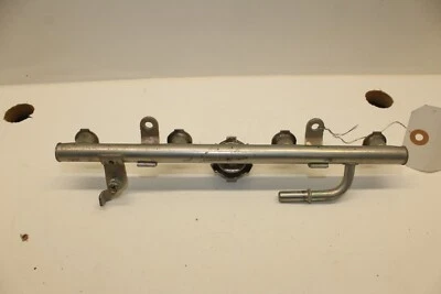 2007 - 2008 YAMAHA YZF R1 FUEL RAIL PIPE 4C8-13930-00-00 - Image 1 of 3