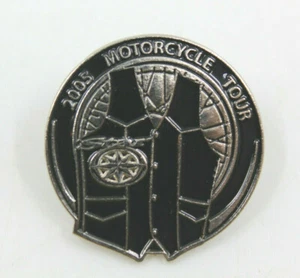 2005 Motorcycle Tour Star Vest Round Collectible Pin Black Silver Quality Lapel - Picture 1 of 7