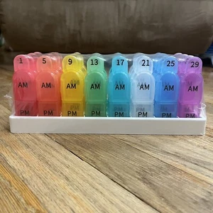 Unbranded Medicine / Pill Organizer AM / PM 32 Days NEW SEALED - Picture 1 of 3