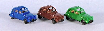 HERPA Citroen 2CV 6(3 件套:蓝色、棕色、绿色)1/87 HO 比例塑料模型 — 第 1/4 张图片