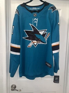San Jose Sharks NHL Fanatics Hockey Jersey Signed #31 Martin Jones Size XL - Picture 1 of 9