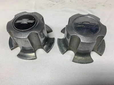 Par de tapa central de llanta Chevrolet Nova Chevelle Camaro 1970-1981 OEM 352933 Foto 1 de 4