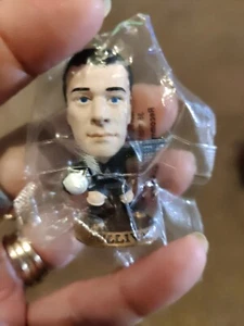 Corinthian MicroStar Sullivan Tottenham Kit Gold Base MC455 - Picture 1 of 6