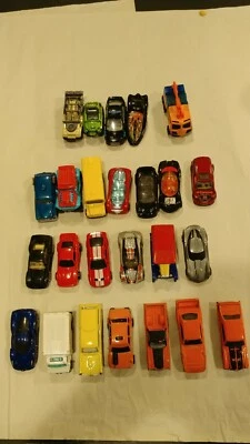 Lote 19 Hot Wheels Matchbox camión de combate Silhouette Fatbax Celica RD-05 Mustang Foto 1 de 4
