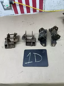 1971 72 1972 73 74 1976 Comet Or Maverick V8 small Block Engine Frame Mounts Oem - Picture 1 of 17