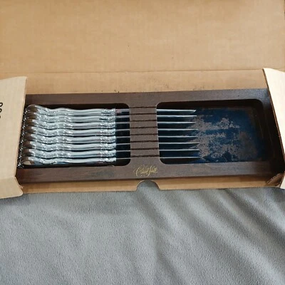Juego de 8 cuchillos para carne de acero inoxidable Carvel Hall en estuche cuchillo Gloucester 8,5" Foto 1 de 4