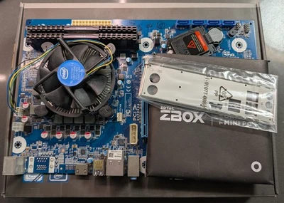 Placa madre ZOTAC B150 Mining ATX, I3-7100, 8 GB de RAM Foto 1 de 2