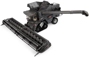 Universal Hobbies 1:32nd Scale Massey Ferguson Ideal 9T Combine - Picture 1 of 5