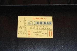 2 DIFF 1980'S MICHIGAN BASKETBALL TICKET STUBS - Picture 1 of 4