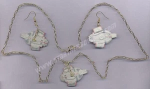 JOYERÍA Star Trek: Espacio Profundo Nueve (DS9) EE. UU. ¡Juego de COLLARES Y PENDIENTES Defiant! - Imagen 1 de 2