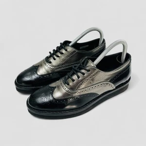 Tod’s Brogue Shoes Women’s 38.5 Black Silver Lace-Up Oxford Made in Italy VGC - Picture 1 of 20