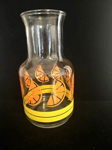 Vintage Libbey of Canada Juice Carafe Orange Slices Yellow Bands 56 oz - Picture 1 of 8