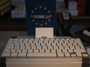 Apple 30pin keyboard dock (A1359) - Photo 1/4