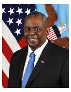 "Foto retrato 2021 del Secretario de Defensa de los Estados Unidos de Lloyd Austin 8x10 en 8,5"" x 11" - Imagen 1 de 1