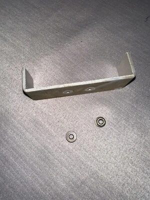 CLARION Mount Bracket For MW1 Marine Wired Remote Control - Imagem 1 de 2