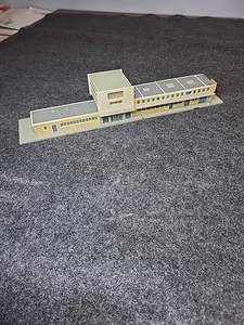 Kibri 7400  N Scale German Train Station Fully Built Up Need Repairs  - Picture 1 of 10
