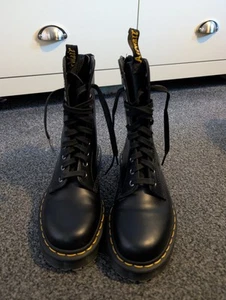 Dr Martens 1490 Bex Black 10 Eye Smooth Boots Size UK 5 - Picture 1 of 4