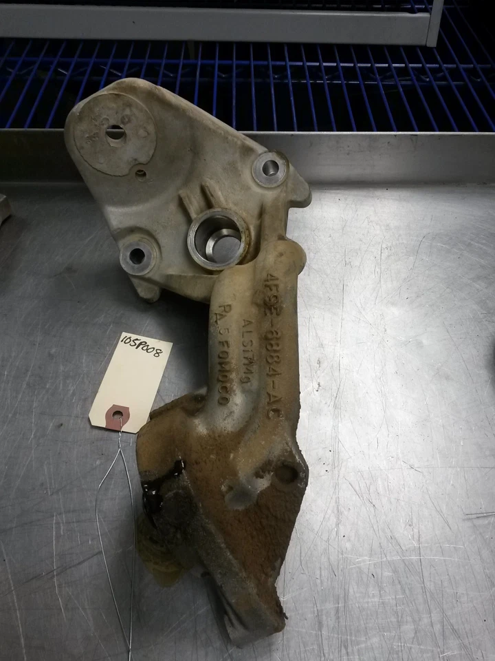 Carcasa de filtro de aceite de motor para 05-07 Ford Freestyle 3.0 4F9E6884AC Foto 1 de 4