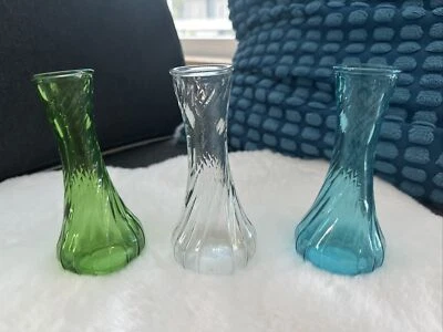 Drei Schmale Kleine 16cm Hohe Vasen Grün Weiß Blau 6,5cm Breit  - Bild 1 von 4