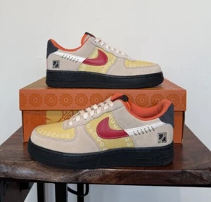 Size 5.5M / 7W - Nike Air Force 1 ‘07 LX Somos Familia (DZ5355-126) Brand New ✅ - Picture 1 of 6
