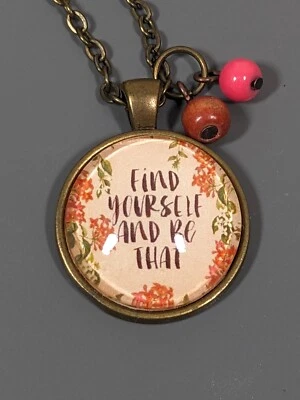 Collar de cadena larga colgante floral redondo tono bronce Find Yourself 24 pulgadas Foto 1 de 4